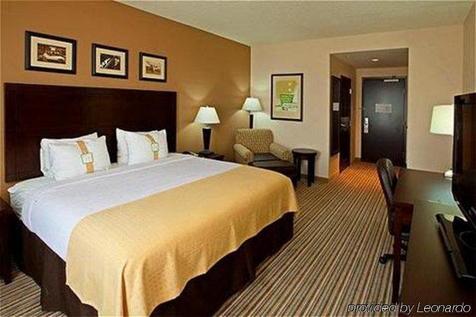 Airport - Fair/expo By Ihg Hotel